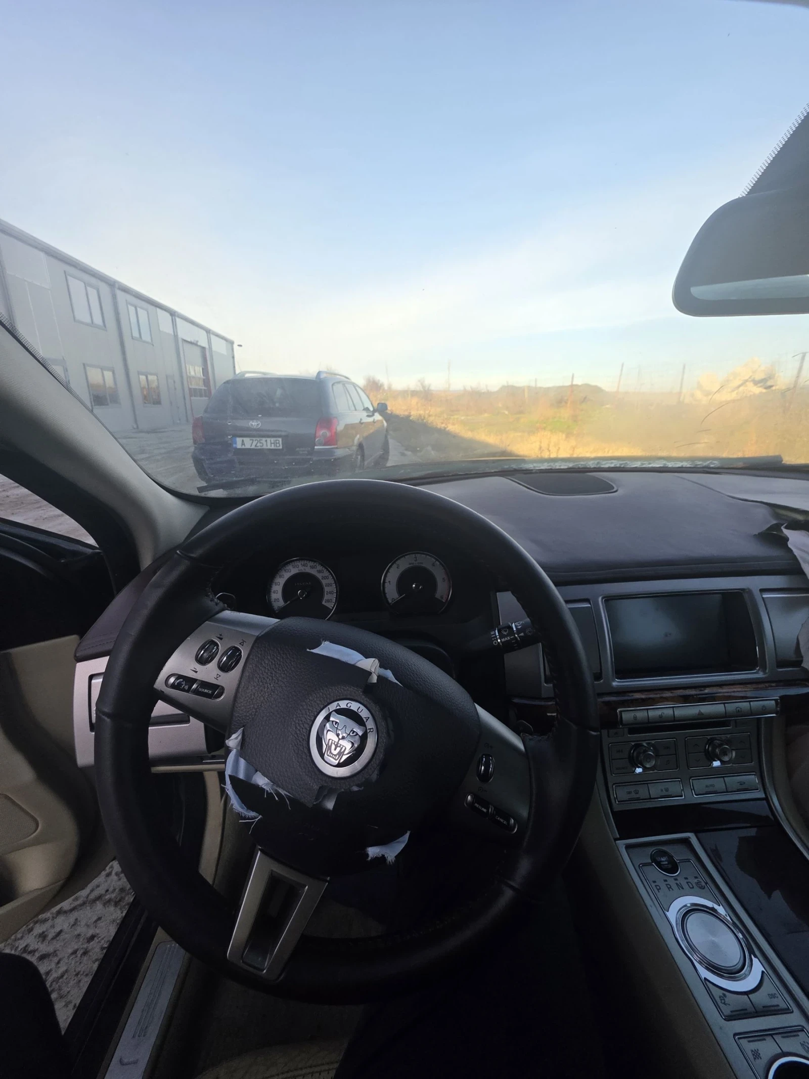 Jaguar Xf  - изображение 7