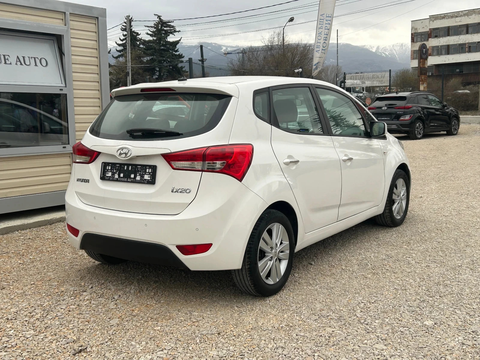 Hyundai Ix20 1.4 ГАЗ/БЕНЗИН, снимка 6 - Автомобили и джипове - 53889412