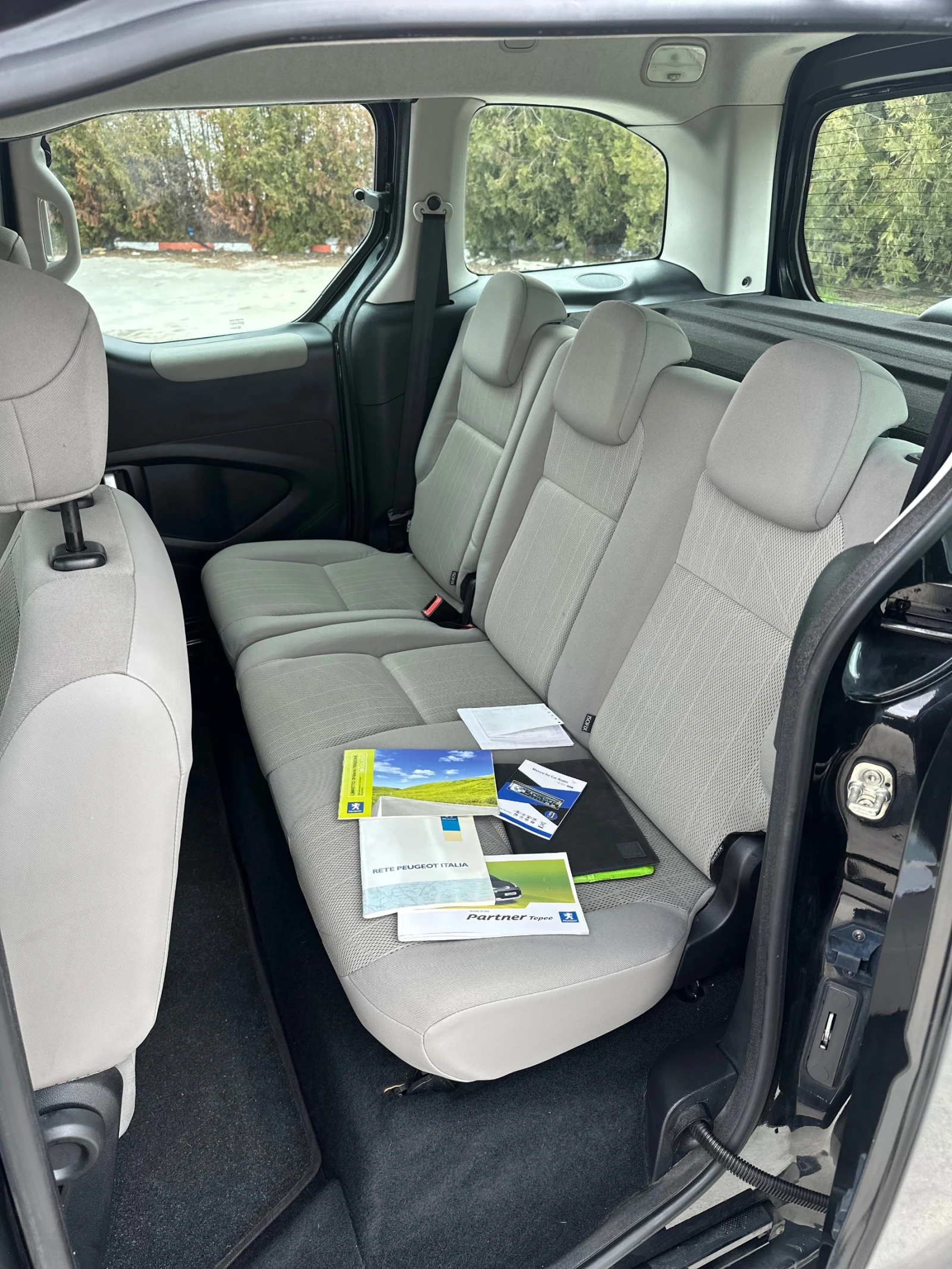 Peugeot Partner 1.6hdi 90к.с Tepee, снимка 7 - Автомобили и джипове - 53952174