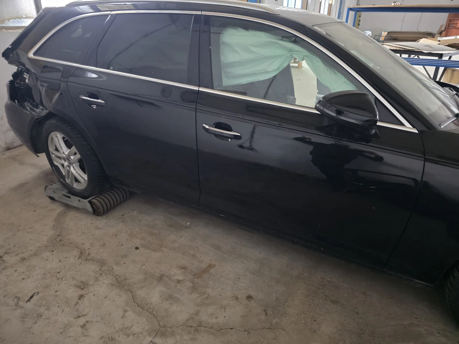 Audi A4 2.0d 150kc. DEUA, снимка 3 - Автомобили и джипове - 54382538