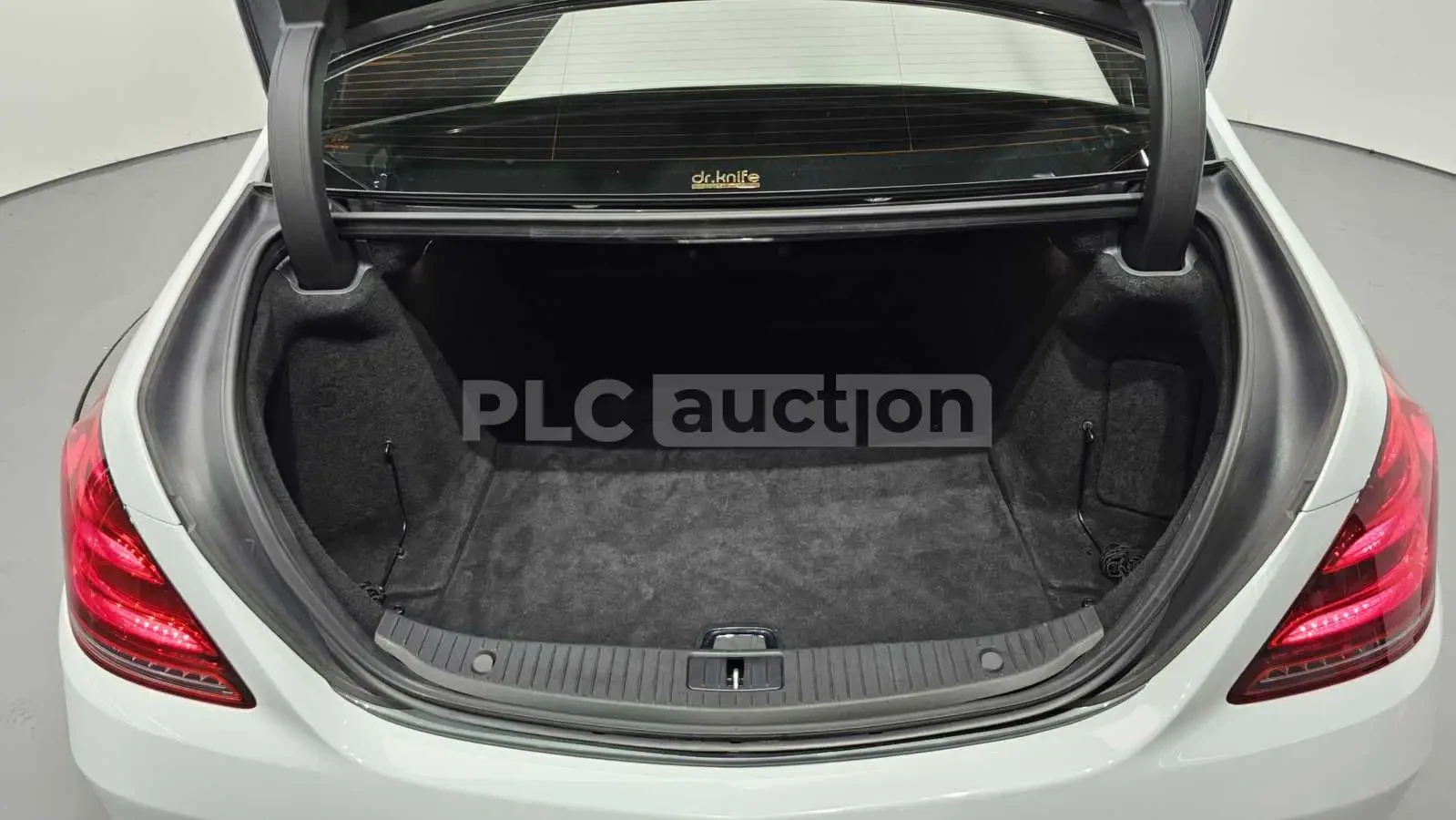 Mercedes-Benz S 350 4MATIC* DISTRONIC* BURMESTER* ОБДУХВАНЕ* МАСАЖ* , снимка 11 - Автомобили и джипове - 54567335