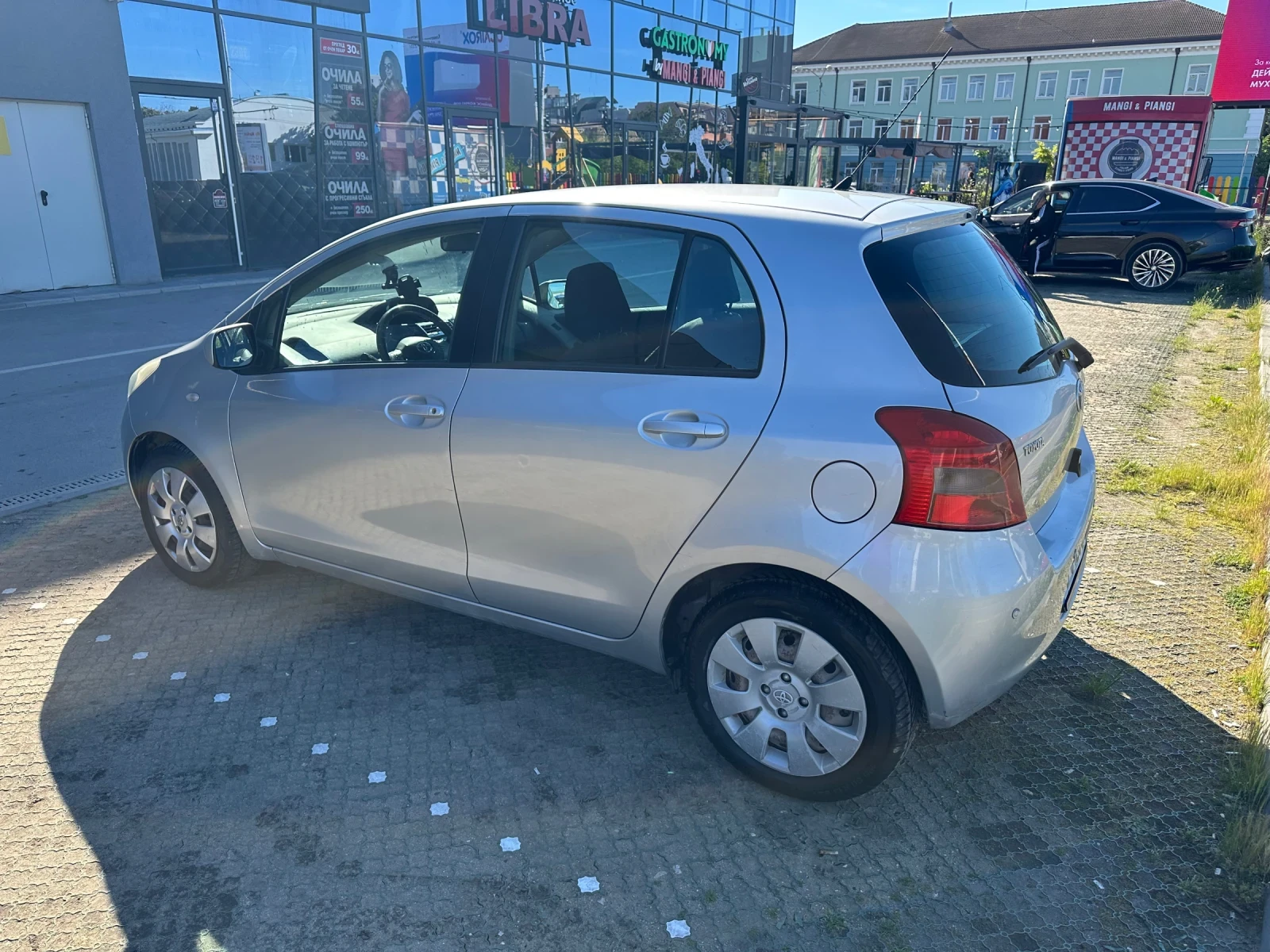Toyota Yaris, снимка 3 - Автомобили и джипове - 54601029