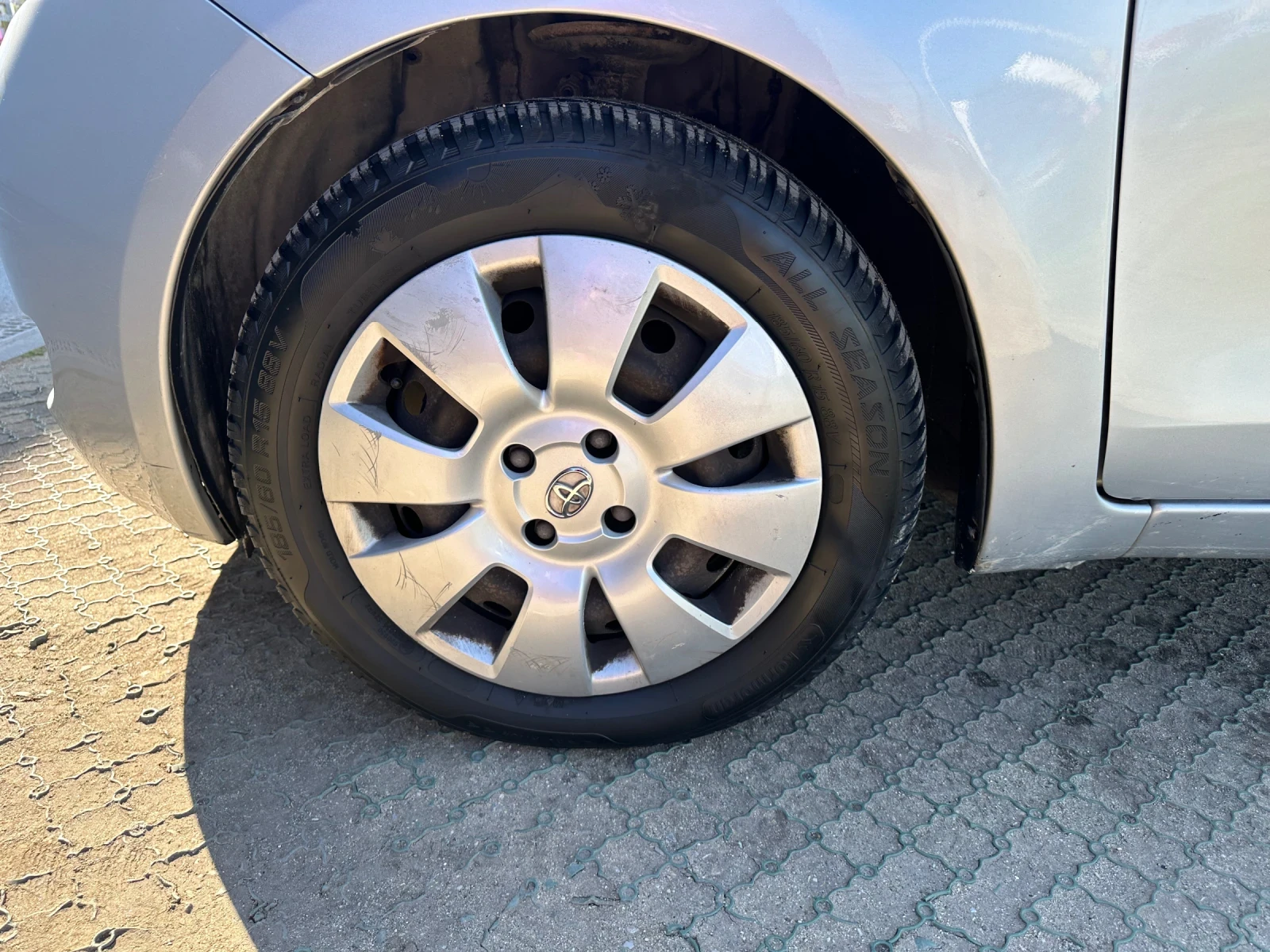 Toyota Yaris, снимка 14 - Автомобили и джипове - 54601029