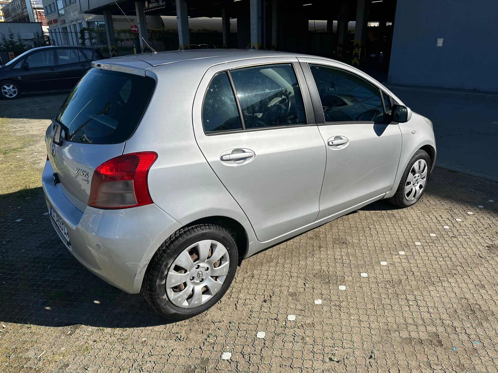 Toyota Yaris, снимка 5 - Автомобили и джипове - 54601029