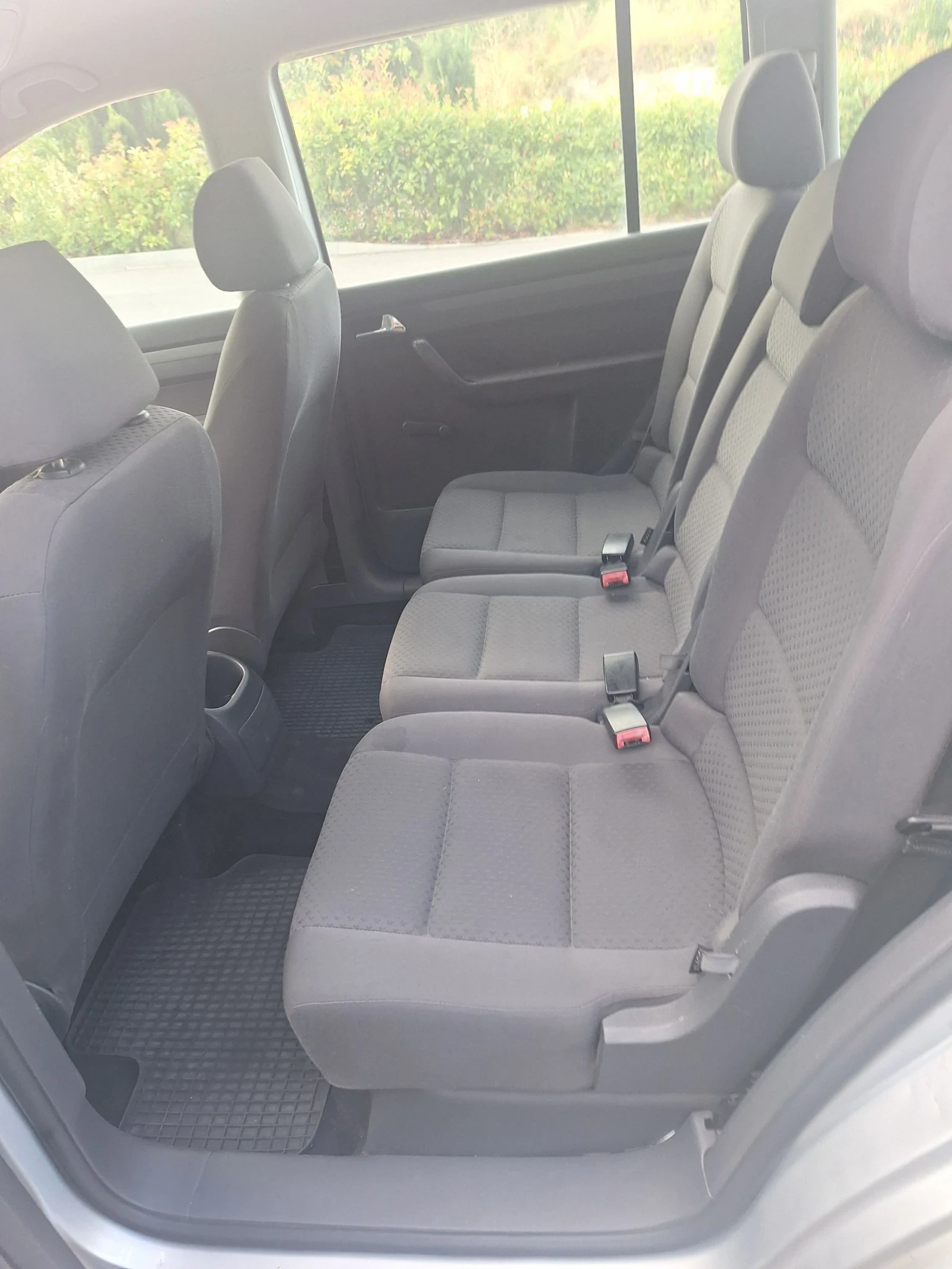 VW Touran 1, 9 105кс 6ск, снимка 7 - Автомобили и джипове - 55342740