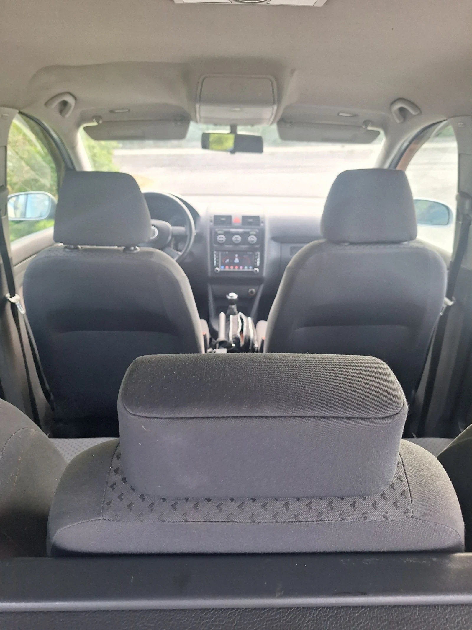 VW Touran 1, 9 105кс 6ск, снимка 8 - Автомобили и джипове - 55342740