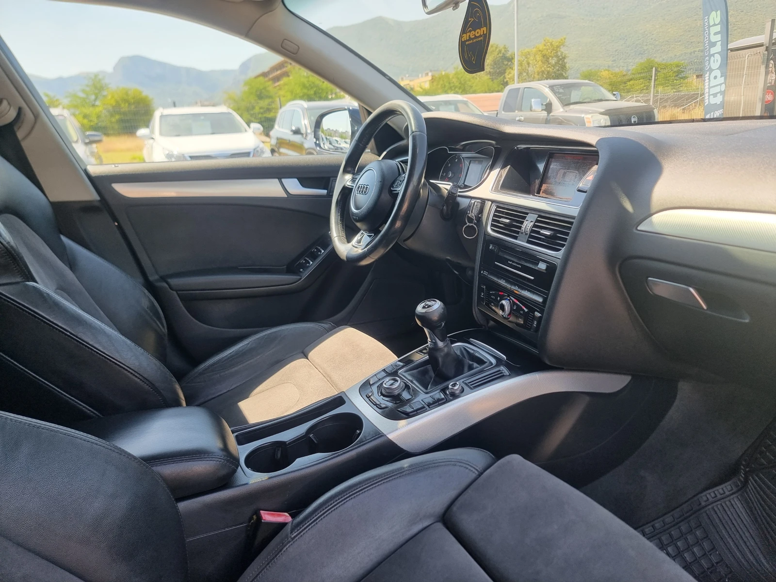 Audi A4 2.0TDI QUATRO, снимка 16 - Автомобили и джипове - 55554839