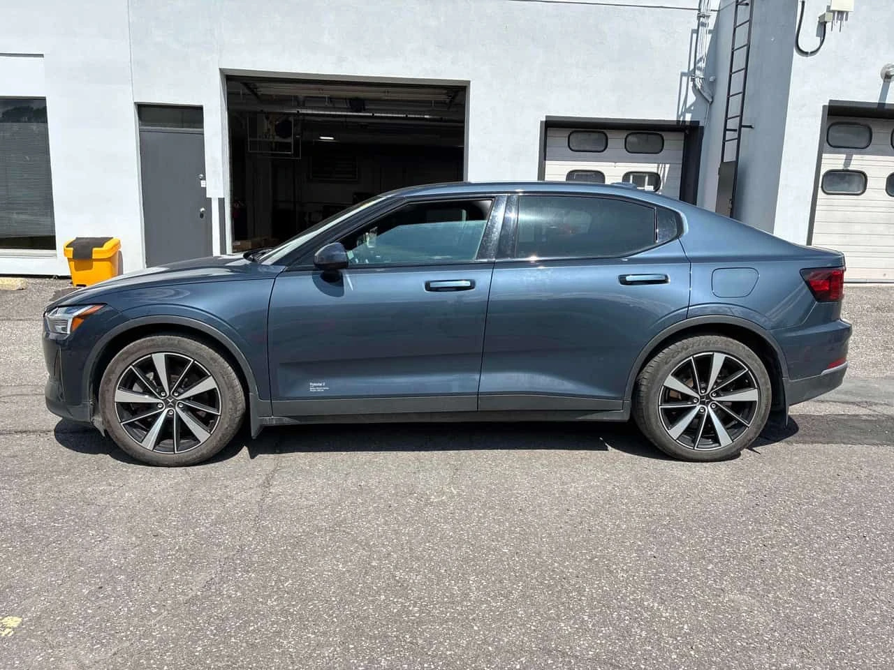 Polestar 2 Long Range / DISTRONIC / CAMERA / CARFAX / , снимка 2 - Автомобили и джипове - 55590810
