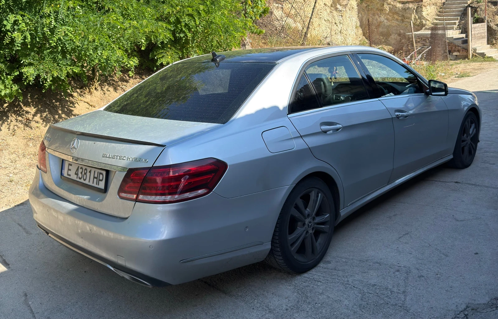 Mercedes-Benz E 300, снимка 6 - Автомобили и джипове - 55596708