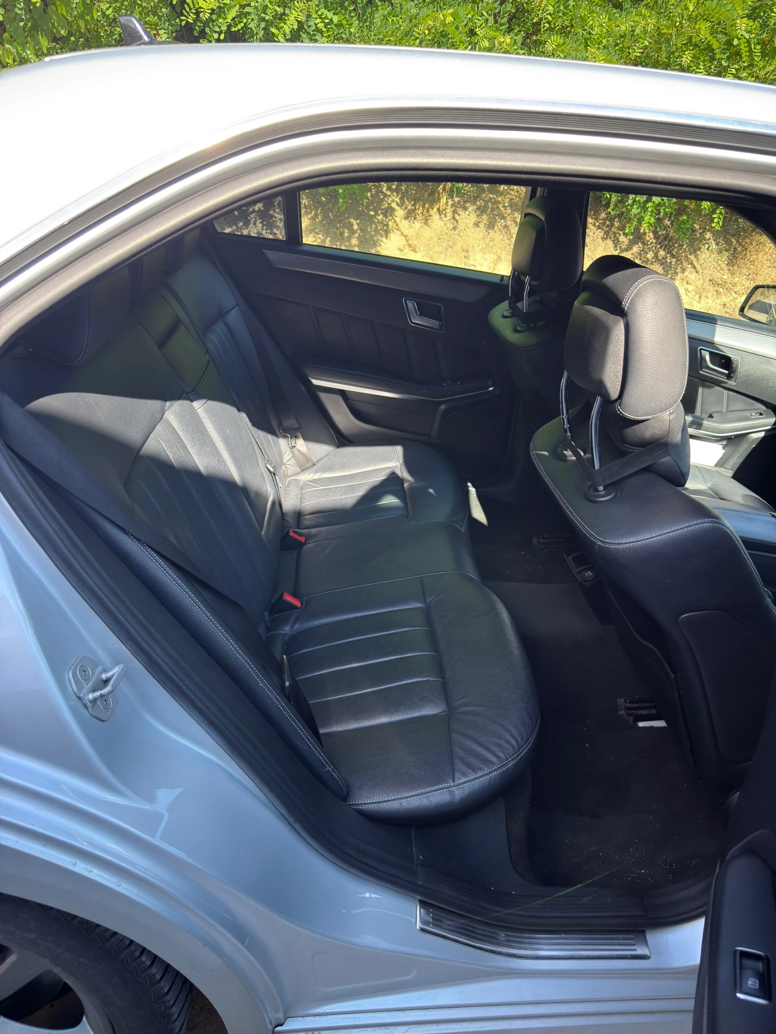 Mercedes-Benz E 300, снимка 10 - Автомобили и джипове - 55596708