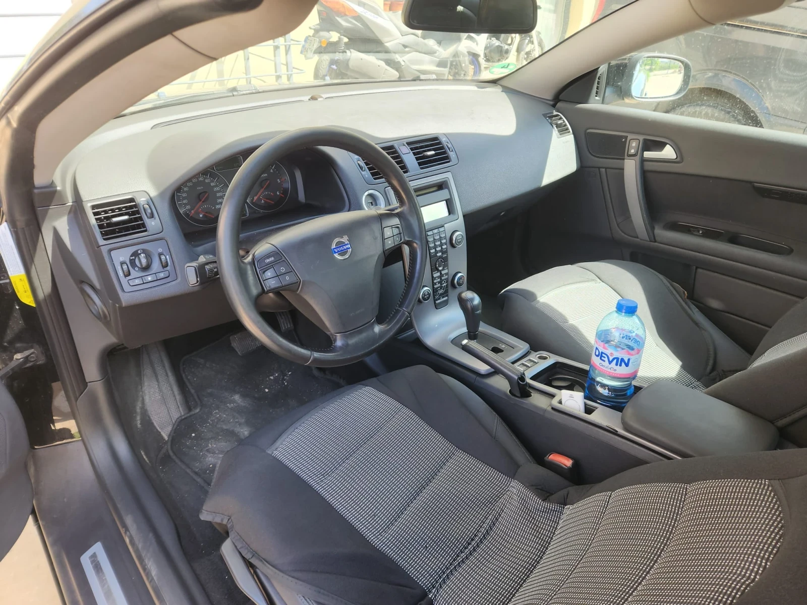 Volvo C70, снимка 2 - Автомобили и джипове - 55837171