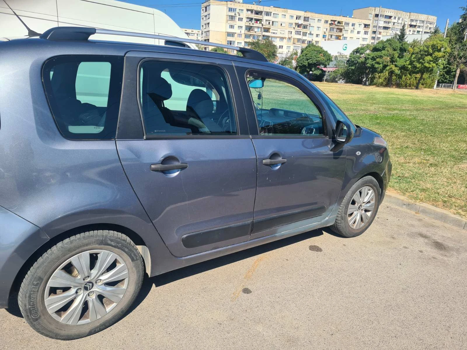 Citroen C3 Picasso, снимка 10 - Автомобили и джипове - 56234636