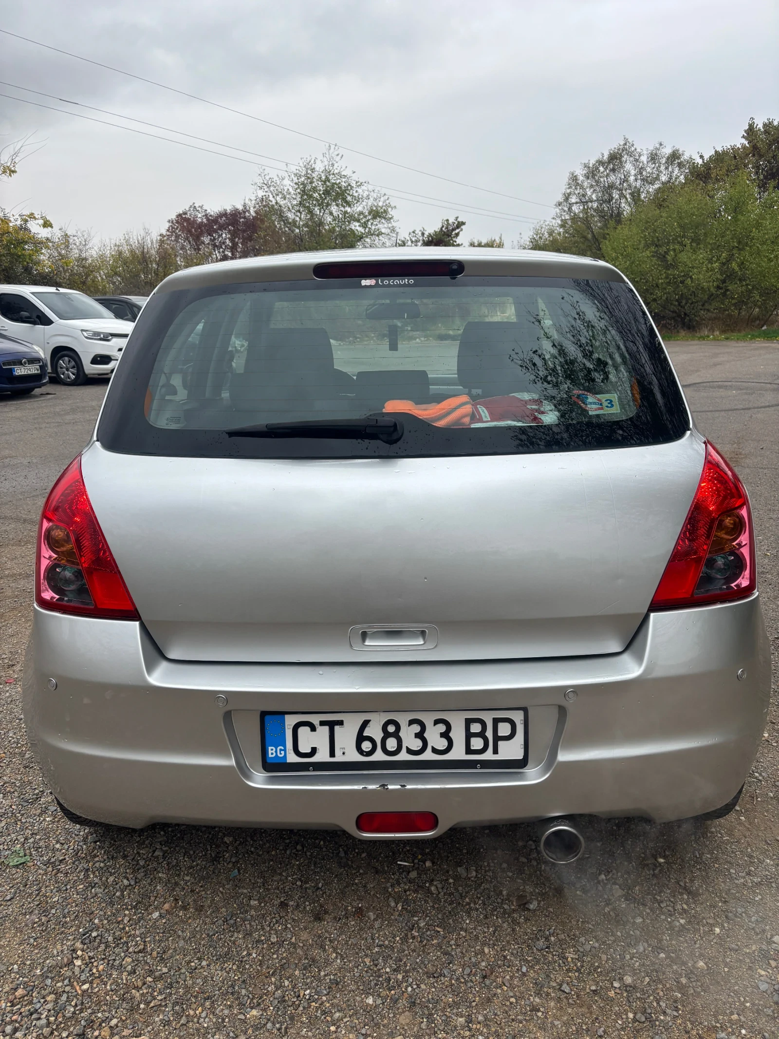 Suzuki Swift 1.3i газ-бензин, снимка 6 - Автомобили и джипове - 56735181