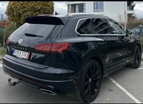 VW Touareg R-LINE* BLACK STYLE* 4MOTION* 3.0 TDI*  - 59900 лв. / 30626.38 € - 24972780 4