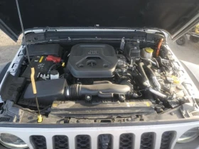 Jeep Wrangler RUBICON 4XE* Видео на мотор* CARFAX - 21646 € / 42335.90 лв. - 13689762 12