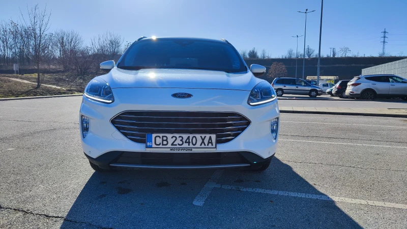 Ford Kuga TITANIUM, снимка 2 - Автомобили и джипове - 48628239