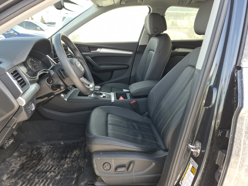 Audi Q5 45TFSI Quattro| MATRIX| 2 Keys| CARFAX| , снимка 7 - Автомобили и джипове - 53495249