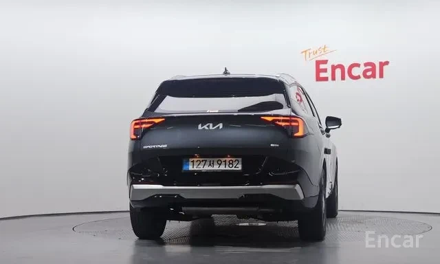 Kia Sportage NEW* 38к км* Обдух* Head UP* 360VIEW* Подгрев* , снимка 2 - Автомобили и джипове - 55433029