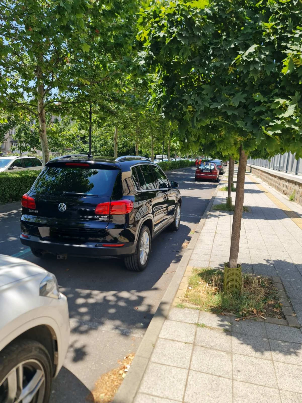 VW Tiguan 2.0 4x4 - изображение 5