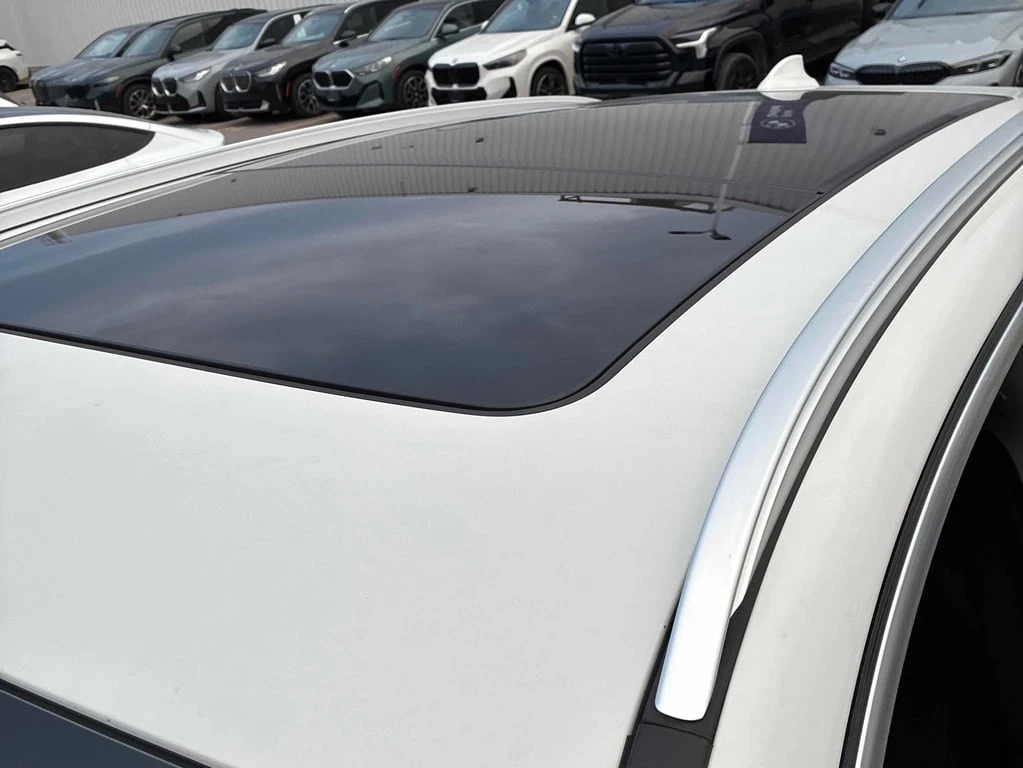 BMW X3 * xDrive30i * CARFAX *    | Mobile.bg   16