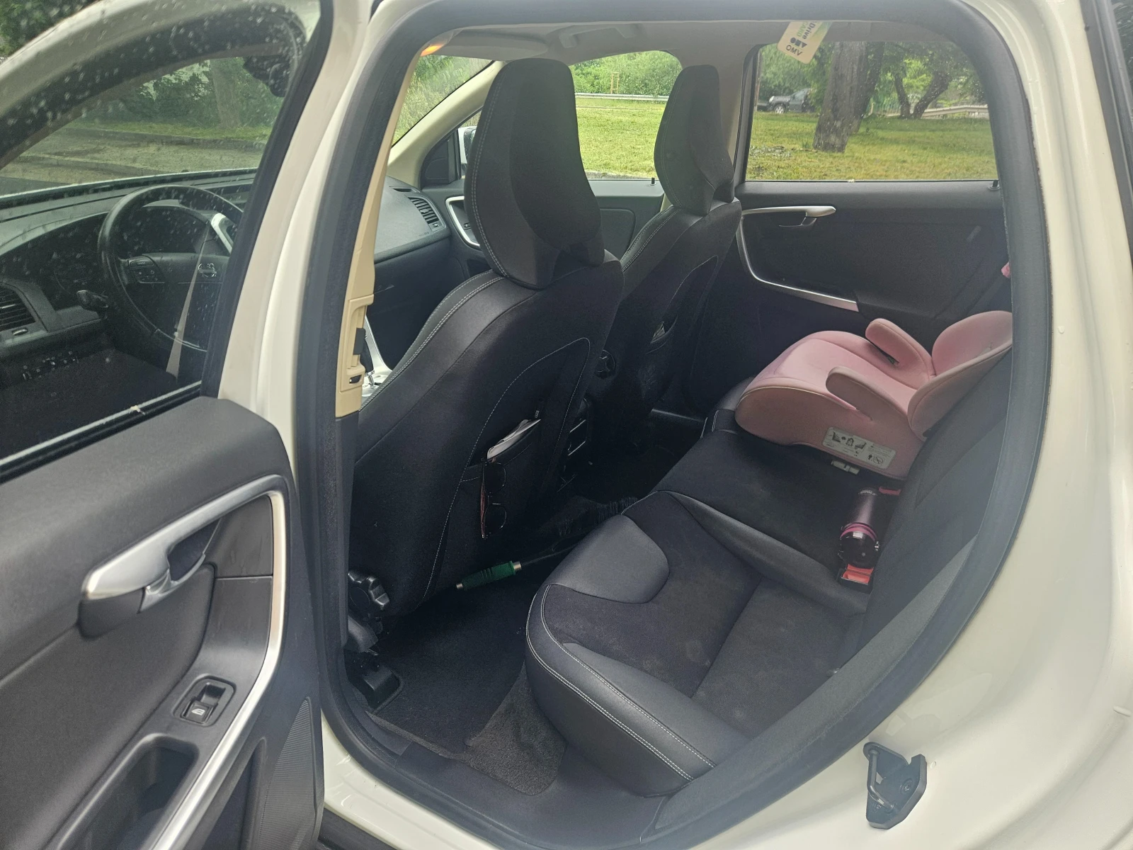 Volvo XC60, снимка 9 - Автомобили и джипове - 54642566