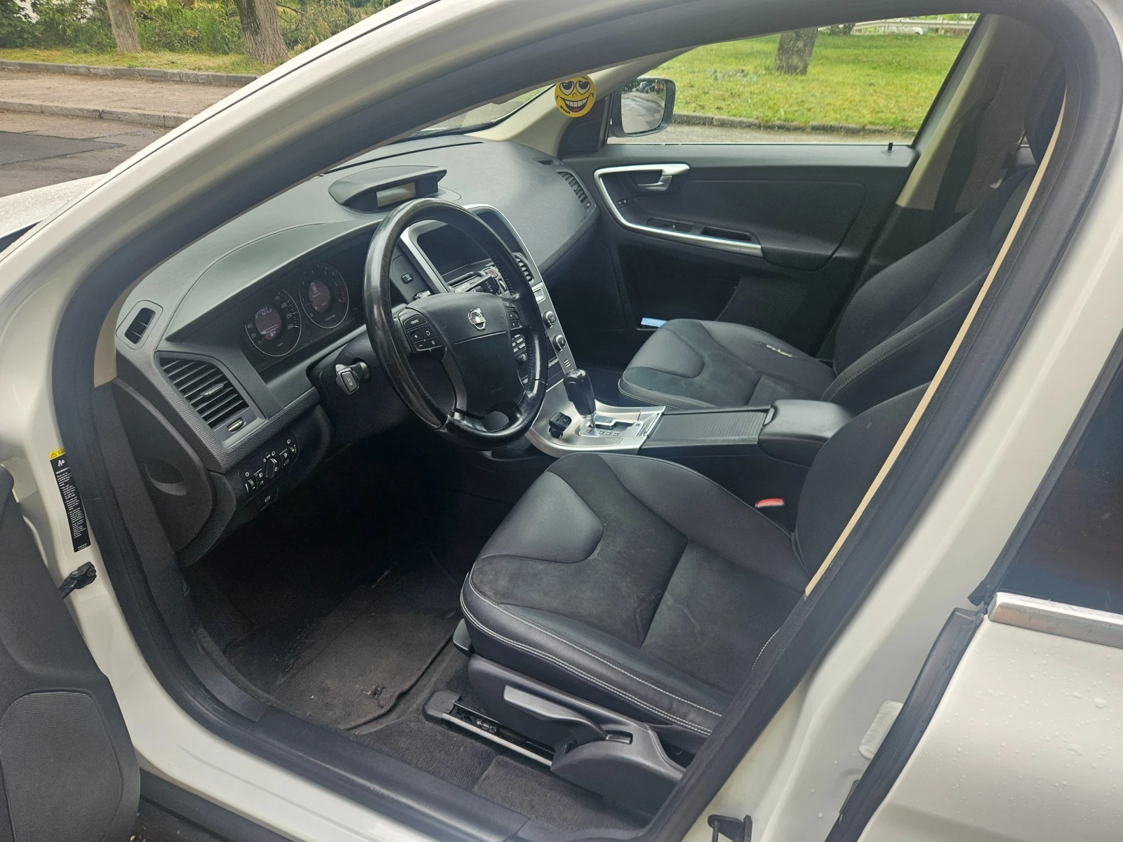 Volvo XC60, снимка 11 - Автомобили и джипове - 54642566