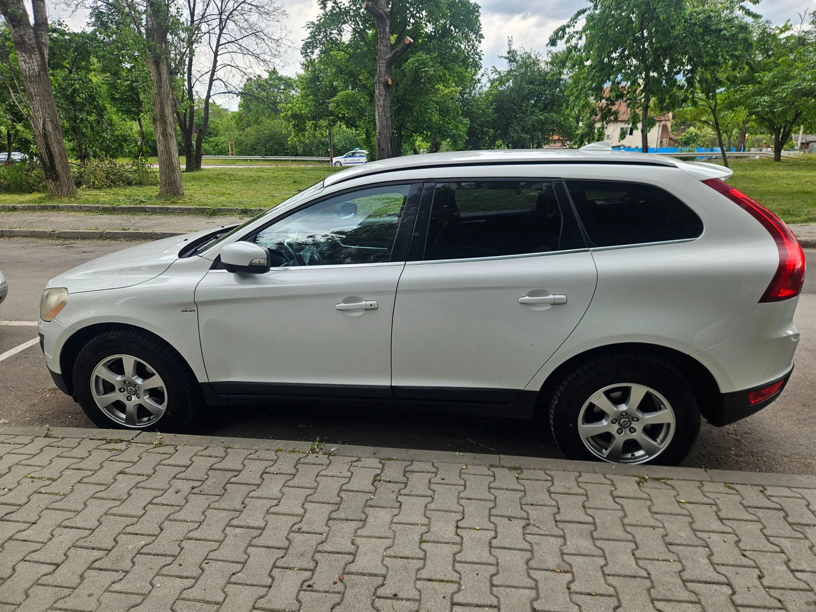 Volvo XC60, снимка 12 - Автомобили и джипове - 54642566