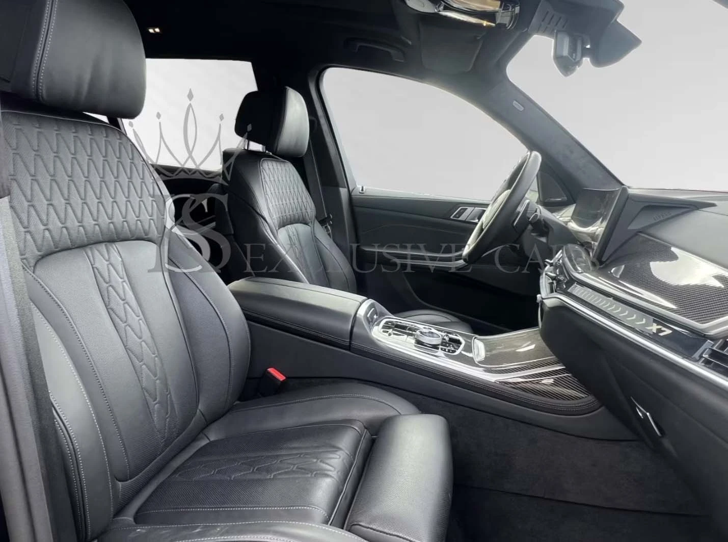 BMW X7 40D* M-SPORT PRO* CARBON* H/K* ВЕНТИЛАЦИЯ* SKY* 36, снимка 14 - Автомобили и джипове - 54891991