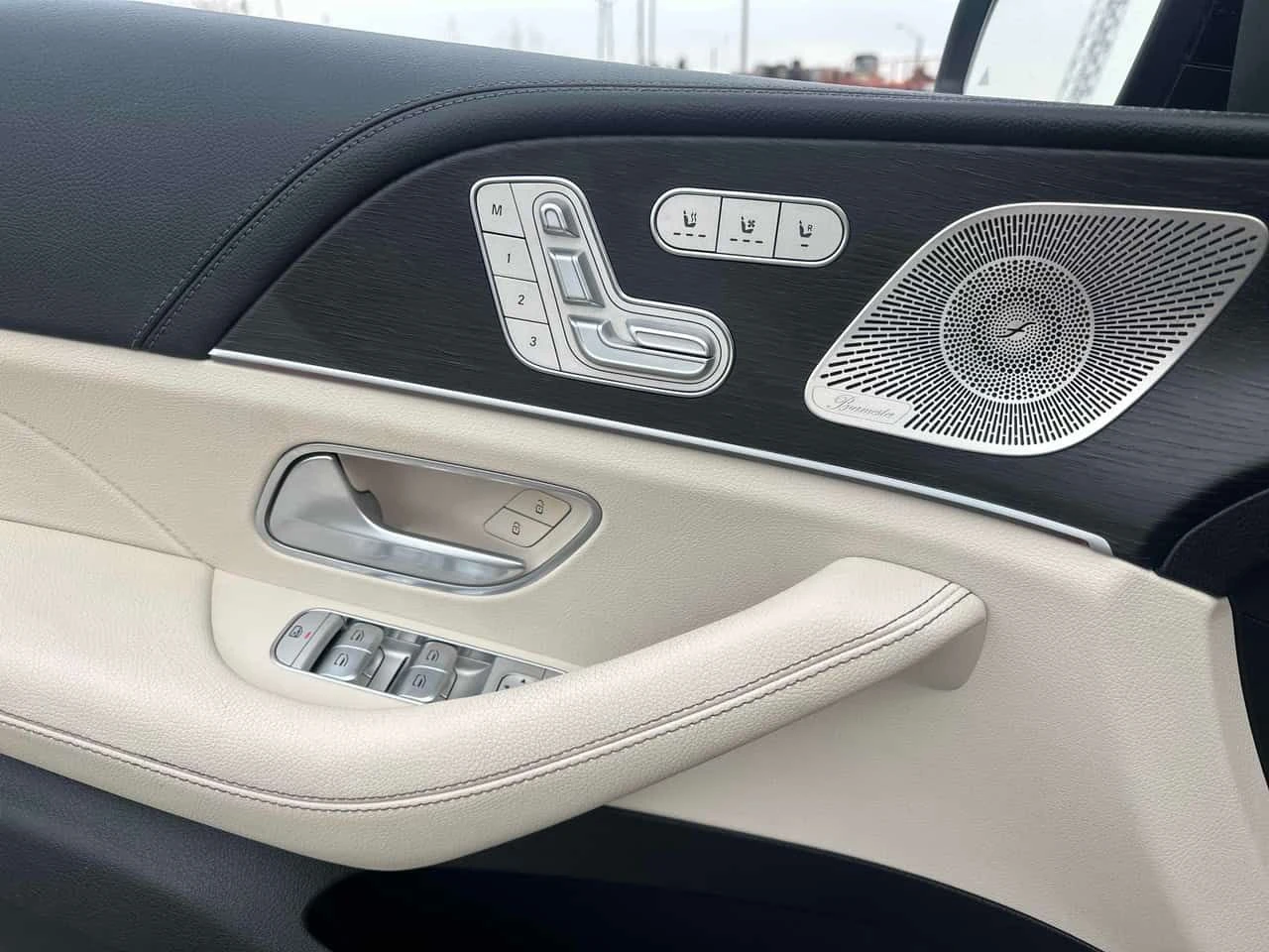 Mercedes-Benz GLE 450  | DISTRONIC | 360 |  PANO | ДВА КЛЮЧА , снимка 17 - Автомобили и джипове - 54906974