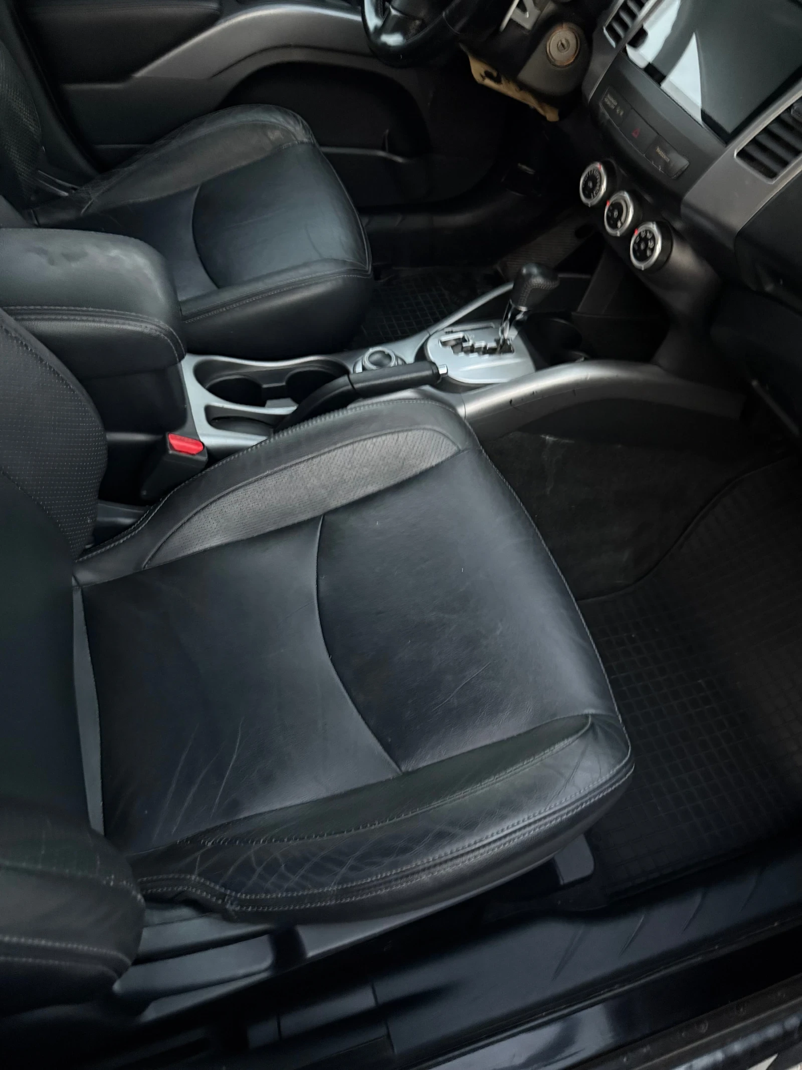 Peugeot 4007 2.4I ГАЗ, снимка 9 - Автомобили и джипове - 54982120