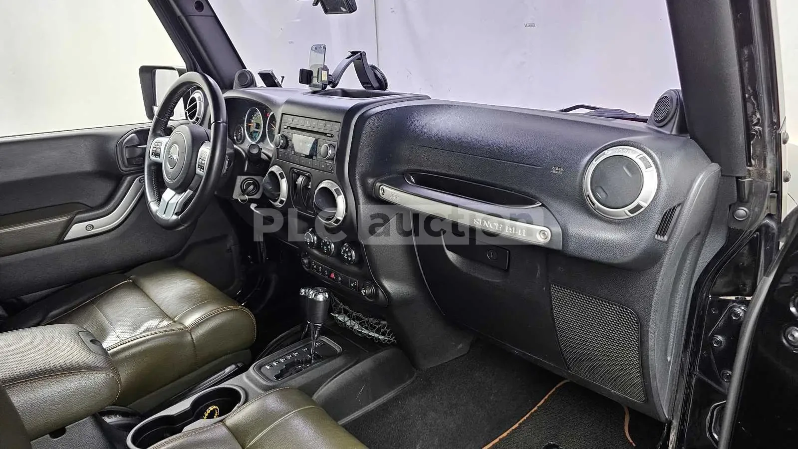 Jeep Wrangler 3.8 SPORT 2-DOOR !!УНИКАТ!!, снимка 7 - Автомобили и джипове - 55082066