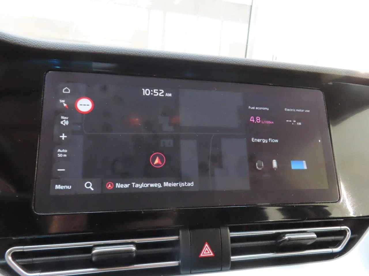Kia Niro 1.6 GDI DynamicLine, снимка 8 - Автомобили и джипове - 55472393