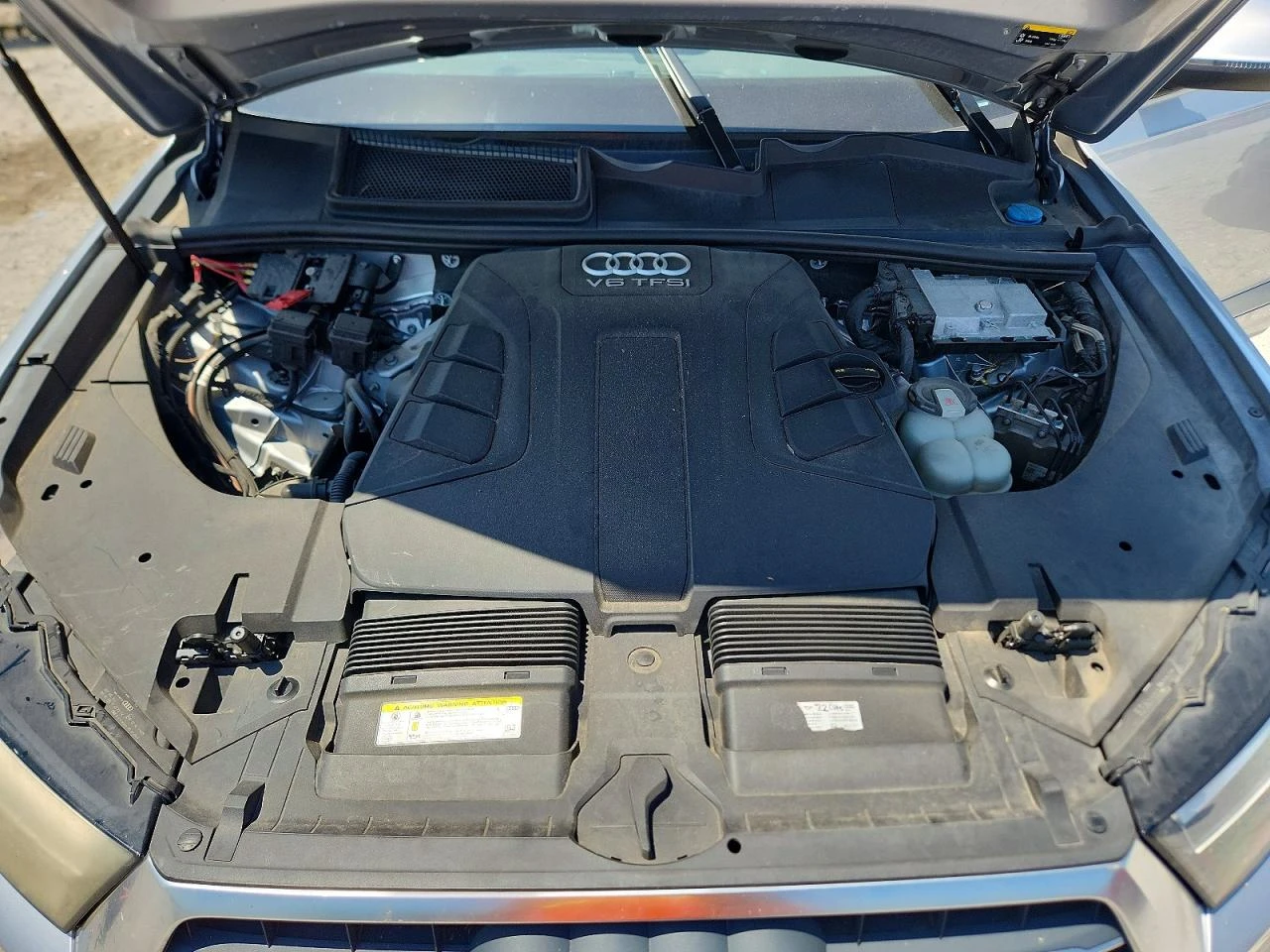 Audi Q7 3.0l Premium Plus, снимка 12 - Автомобили и джипове - 56076349