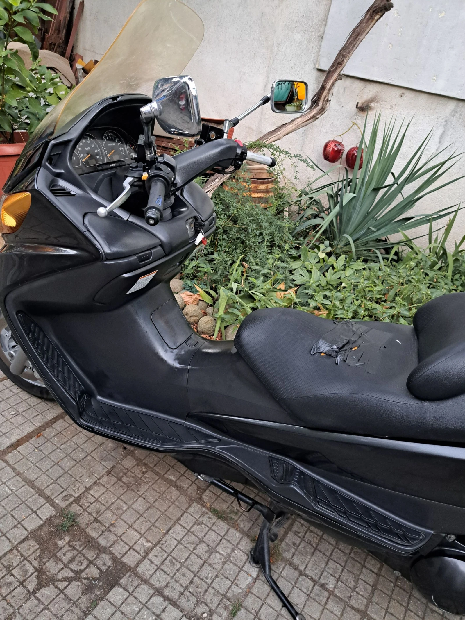 Suzuki Burgman  - изображение 6