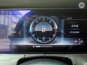 Mercedes-Benz E 400 COUPE* Digital Cockpit* Фиксирана цена* , снимка 4