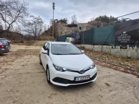 Toyota Auris 1.33, снимка 2