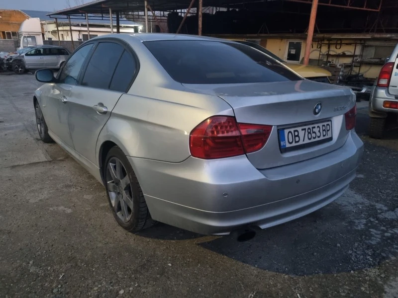 BMW 320, снимка 2 - Автомобили и джипове - 42173094