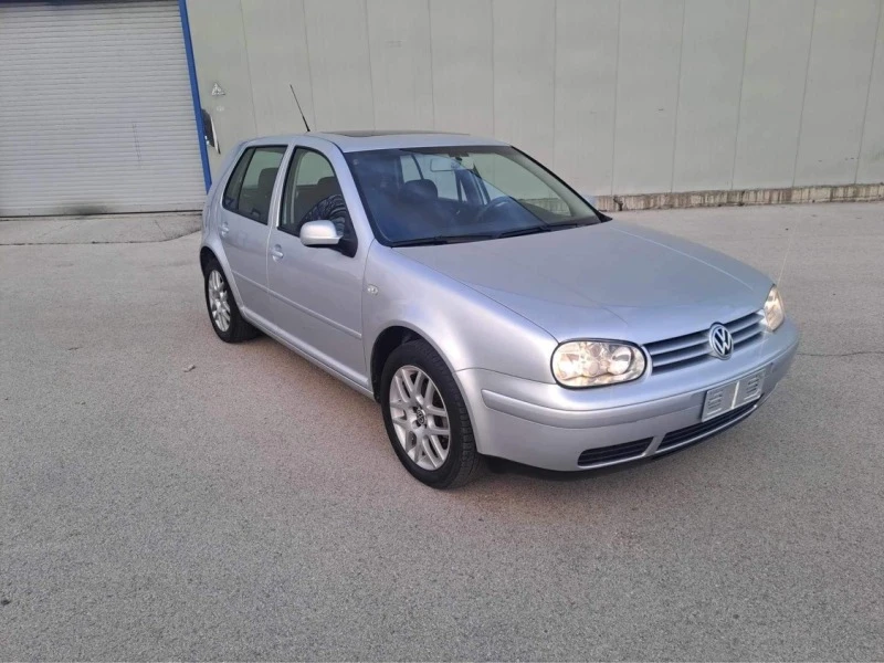 VW Golf 1.6I Климатроник, борд компютър, ESP, снимка 3 - Автомобили и джипове - 44465484