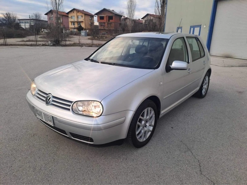 VW Golf 1.6I Климатроник, борд компютър, ESP, снимка 1 - Автомобили и джипове - 44465484