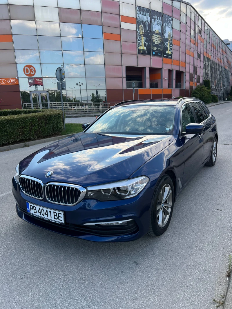 BMW 520 G31 Keyless Go, Ambilight, снимка 3 - Автомобили и джипове - 47164635