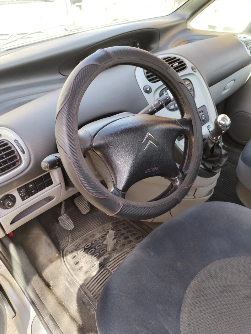 Citroen Xsara picasso, снимка 5 - Автомобили и джипове - 48335271