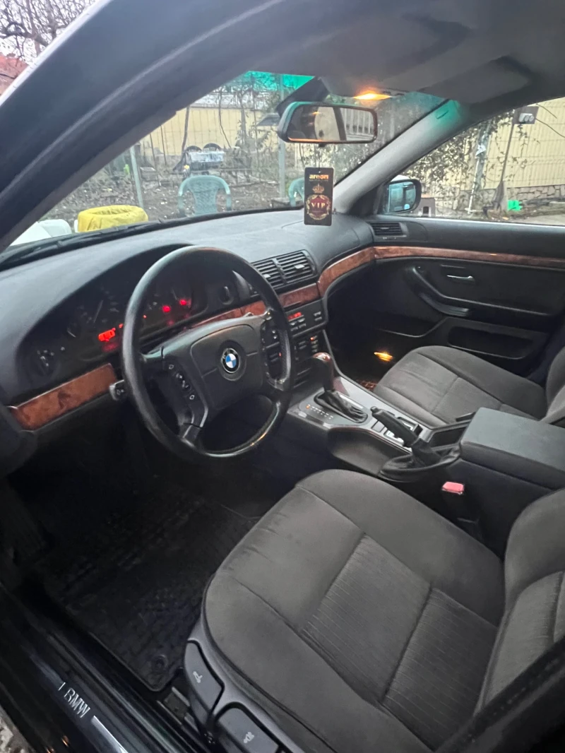 BMW 525, снимка 8 - Автомобили и джипове - 48212735