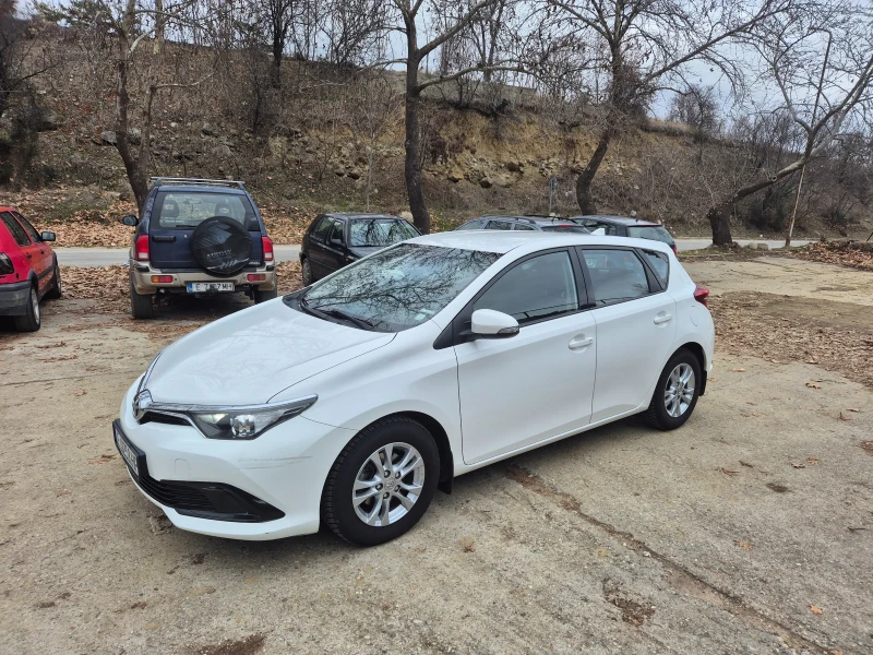 Toyota Auris 1.33, снимка 1 - Автомобили и джипове - 48546667