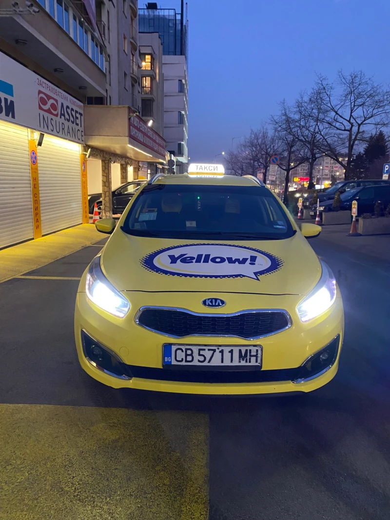 Kia Ceed, снимка 1 - Автомобили и джипове - 48559254