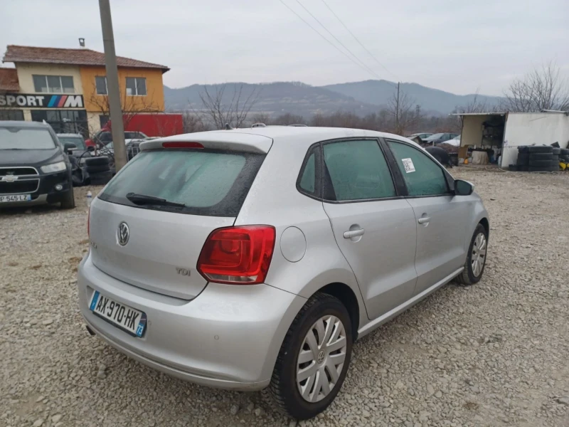 VW Polo 1.6tdi, снимка 5 - Автомобили и джипове - 49068324