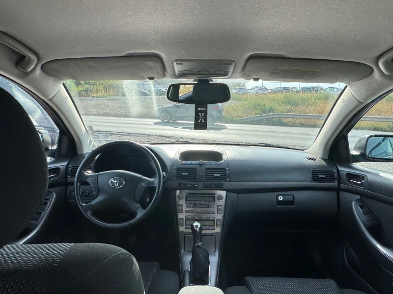 Toyota Avensis Бензин/Метан, снимка 13 - Автомобили и джипове - 51617438