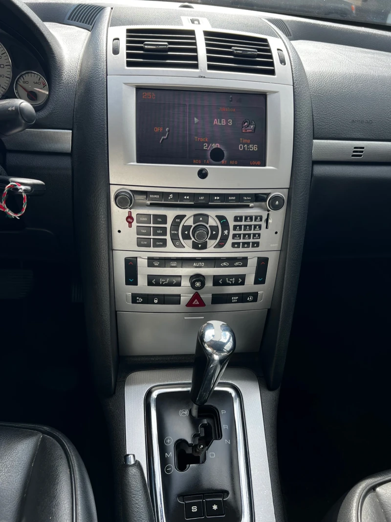 Peugeot 407, снимка 10 - Автомобили и джипове - 52340171