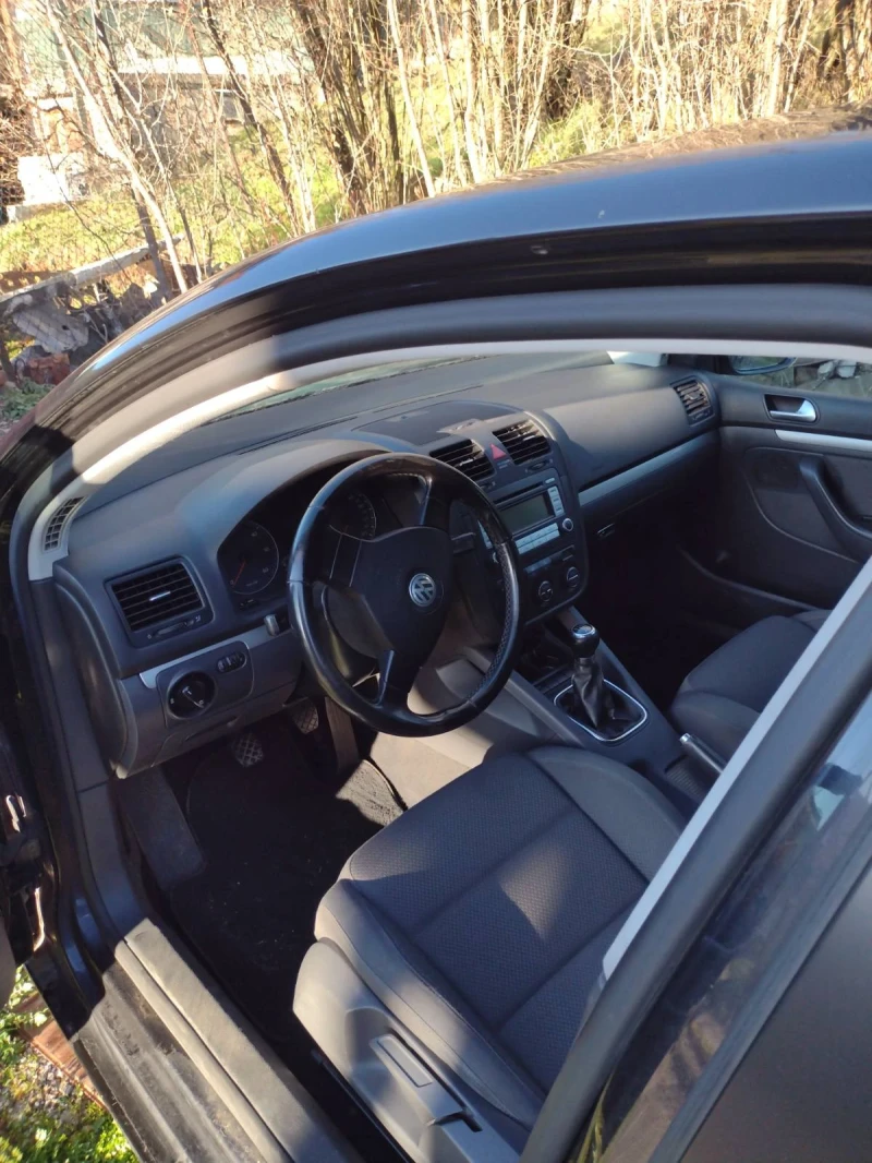 VW Golf, снимка 6 - Автомобили и джипове - 52391111