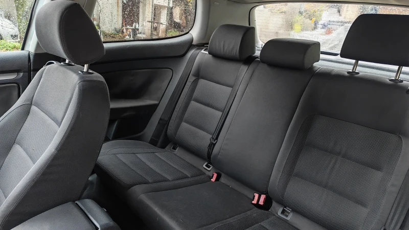 VW Golf 2.0TDI, 140  к.с., снимка 11 - Автомобили и джипове - 52496200