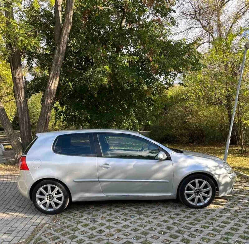 VW Golf 2.0TDI, 140  к.с., снимка 6 - Автомобили и джипове - 52496200